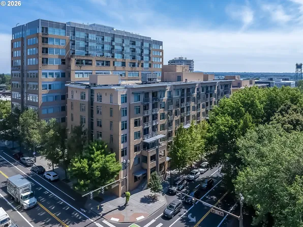 701 Columbia St APT 311, Vancouver, WA 98660