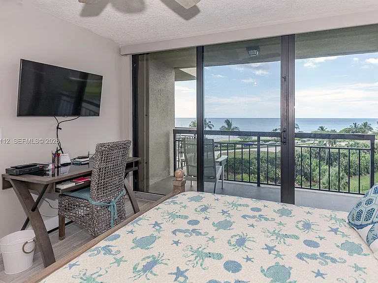 101 S Seas Dr #502 — Photo 19