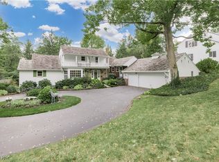 3190 Green Rd, Shaker Hts, OH 44122