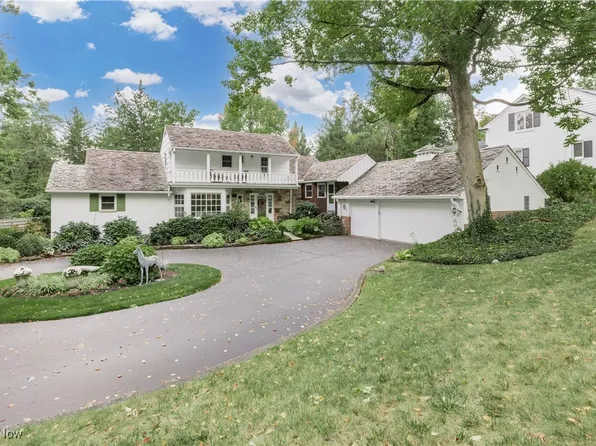 3190 Green Rd, Shaker Hts, OH 44122
