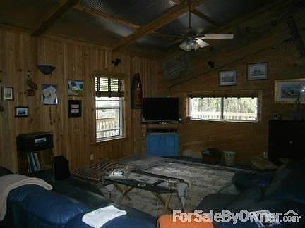 3rd image of 949 W Bayshore Dr