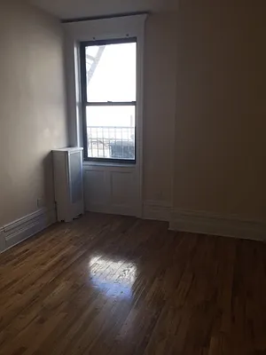 Rented by Upton Realty Group | media 26