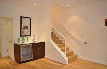 5th image of 461 Chenery St