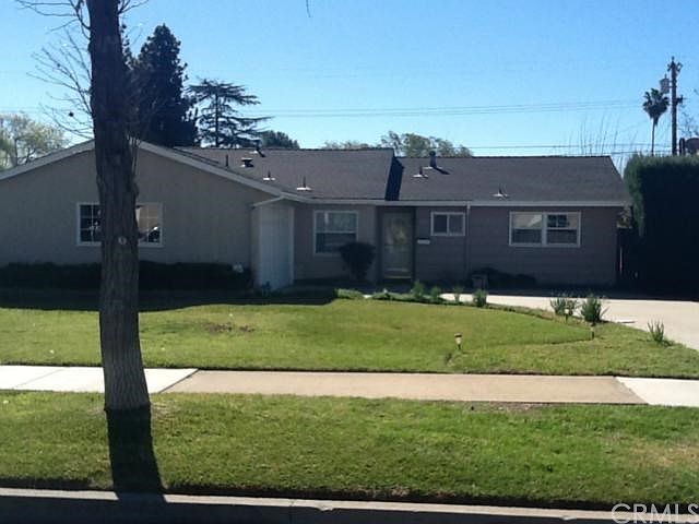 1st image of 606 E Yale St