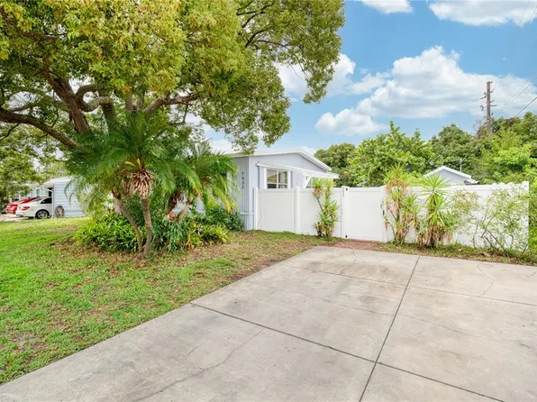 7533 Charlin Pkwy, Orlando, FL 32822