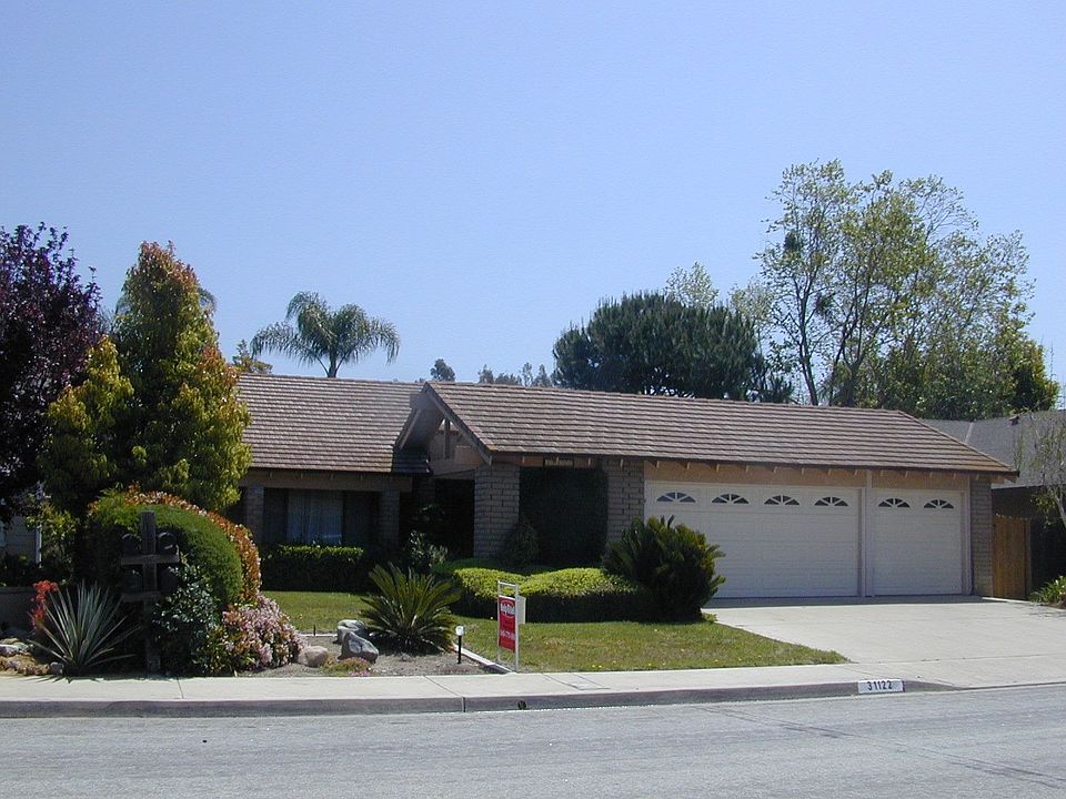 Cul-de-Sac Home