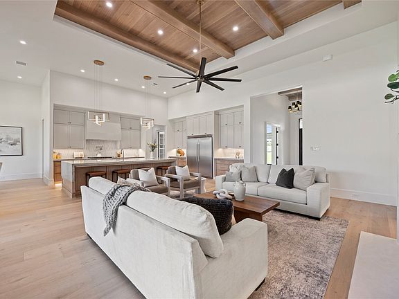 7th image of this home