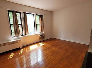 355 E 73rd St APT 2A, New York, NY 10021