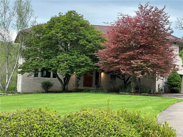 337 Saratoga Dr S, Uniontown, PA 15401