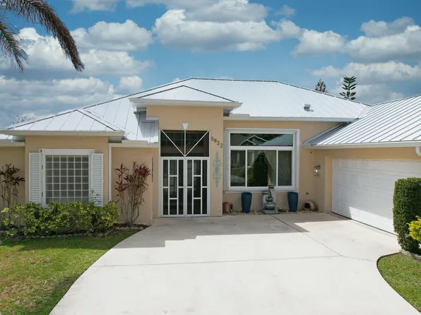 5822 NW Bates Avenue, Port St Lucie, FL 34986