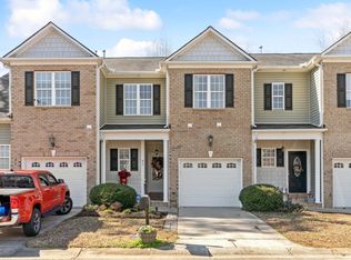 37 Hill Shore Ln, Clayton, NC 27520