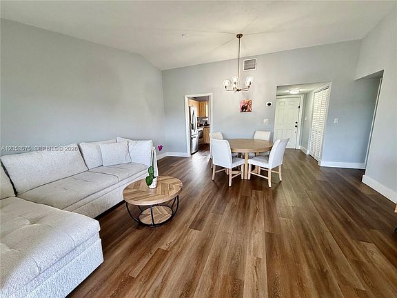 5th image of 11002 SW 125th Ct