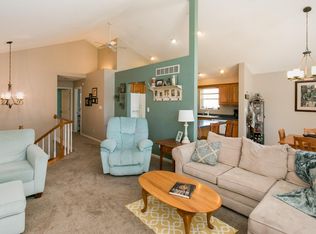 423 3rd St SW, Swisher, IA 52338