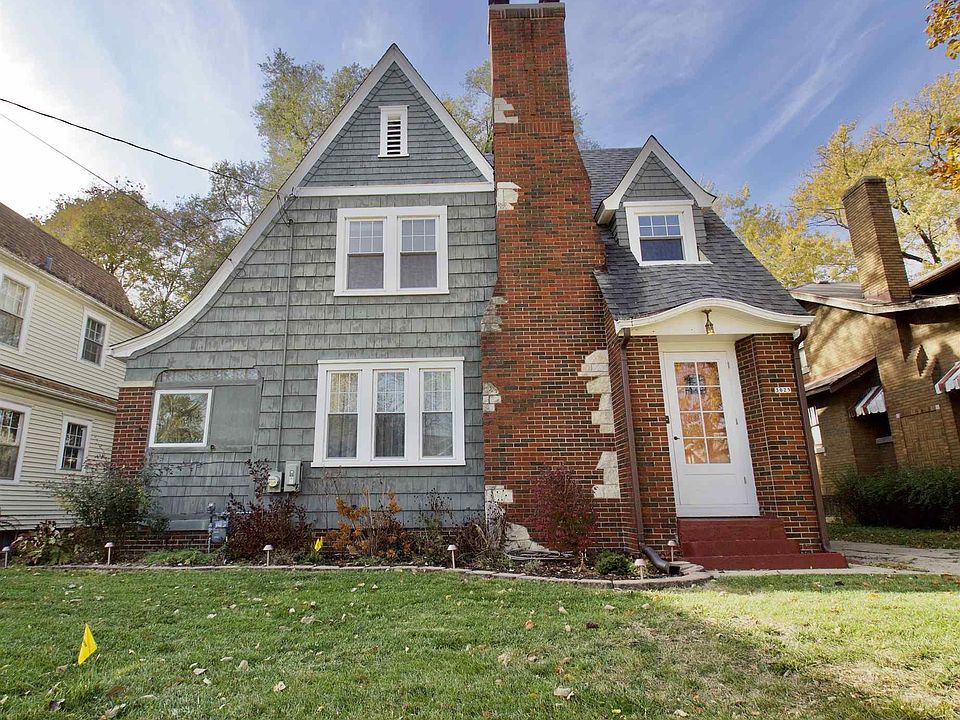 1st image of 3025 N Sheridan Rd