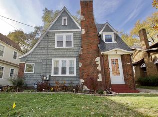 3025 N Sheridan Rd, Peoria, IL 61604