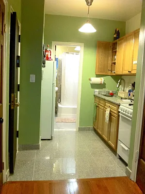 Rented by Kings Court Real Estate | media 44