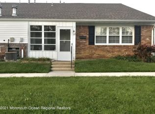 22 Galewood Dr, Matawan, NJ 07747