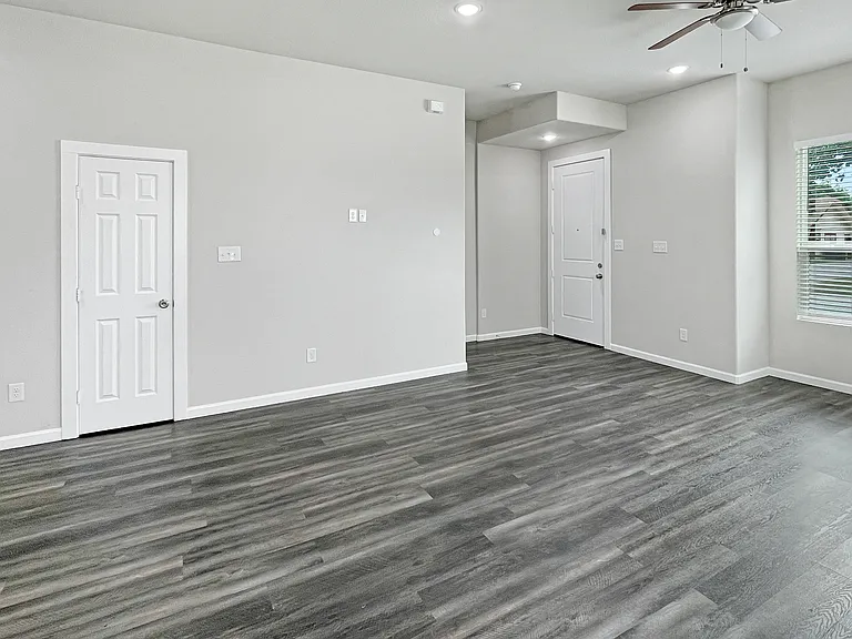 3223 Chenault St #3209 — Photo 13