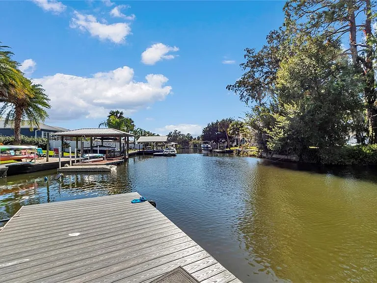 1542 SE Pinwheel Dr — Photo 8