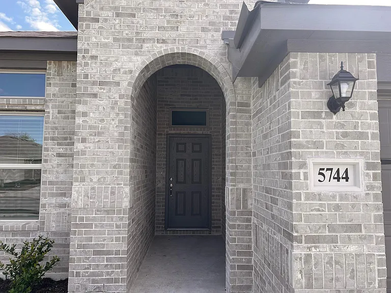 5744 Brookville Dr — Photo 2