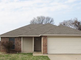 2912 James Rd, Granbury, TX 76049