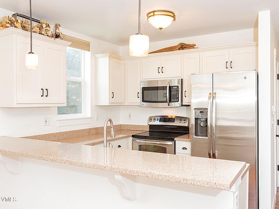 2nd image of 530 Founders Ave APT D-201