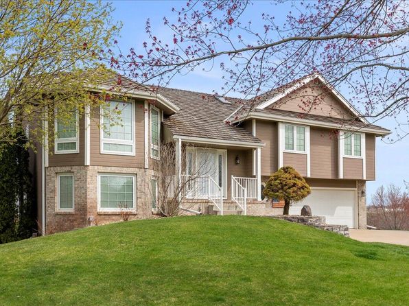 22488 Meadowview Pkwy, Council Bluffs, IA 51503