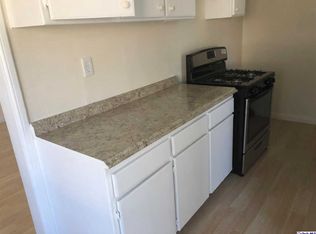 10060 Commerce Ave, Tujunga, CA 91042