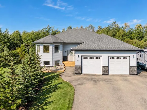 1101 S Redlow Dr, Beaverlodge, AB T0H 0C0