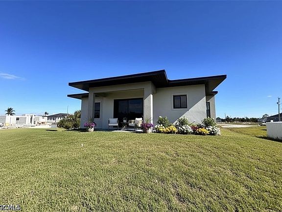 5th image of 3544 NW 41st Pl