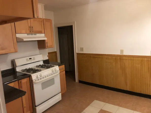 5 Waldo St #1, Dedham, MA 02026