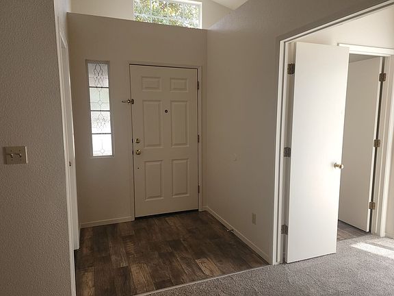 4th image of 1775 Blue Spruce Ct