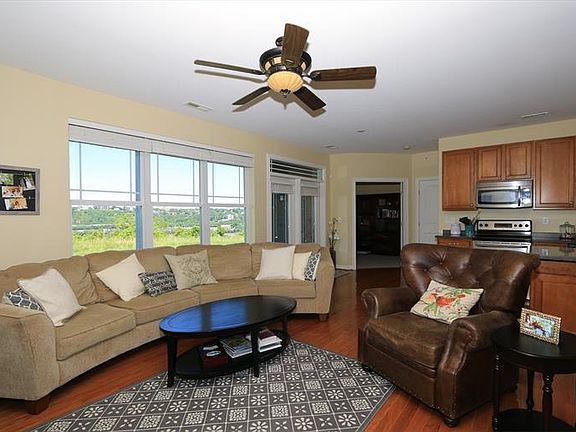 4th image of 358-8 Riverpointe Dr