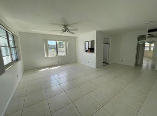 343 Windsor N #O, West Palm Beach, FL 33417