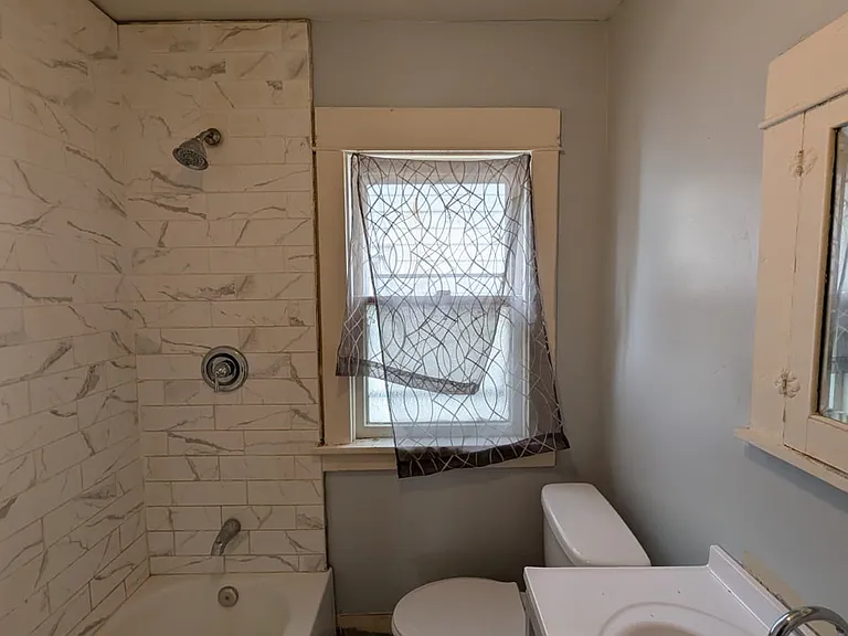 541 Highgate Ave #1 — Photo 6