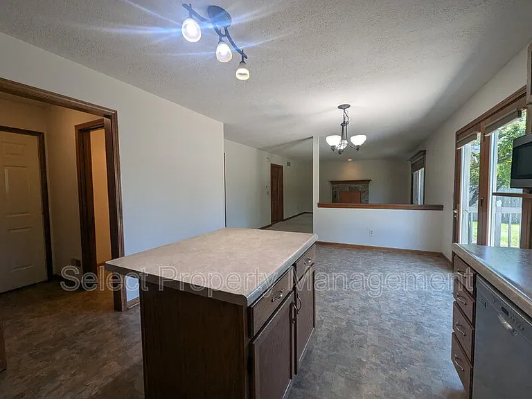 10931 Smokey Ridge Pl — Photo 13