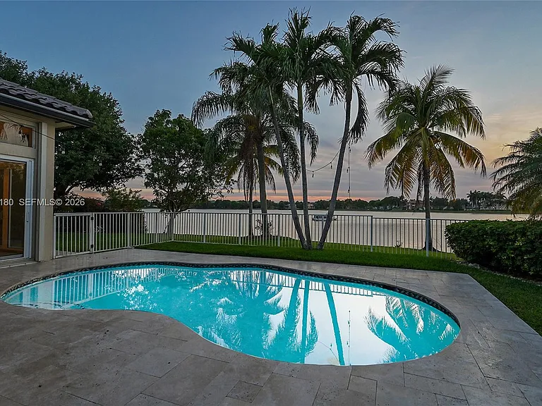 512 NW 120th Dr — Photo 74
