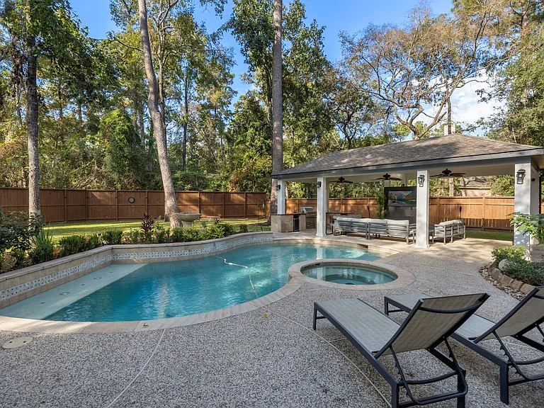 90 W Horizon Ridge Pl — Photo 35