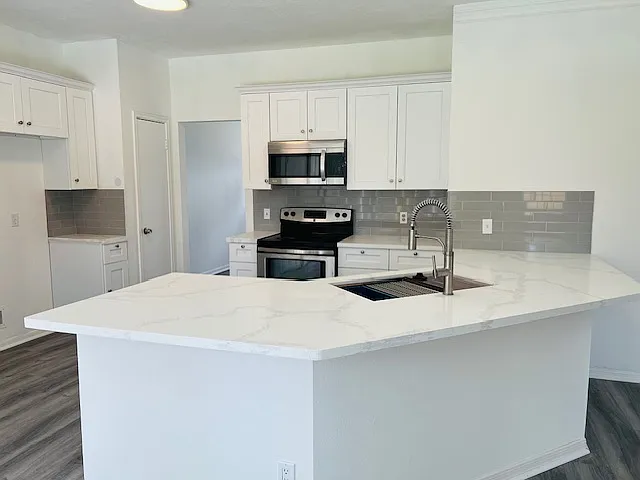 17627 Glenwolf Dr — Photo 5