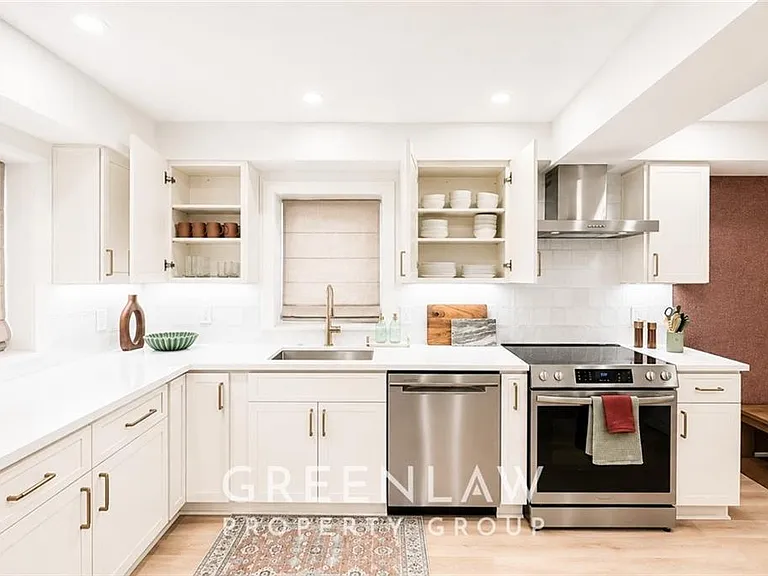 3250 Wynn Dr — Photo 7