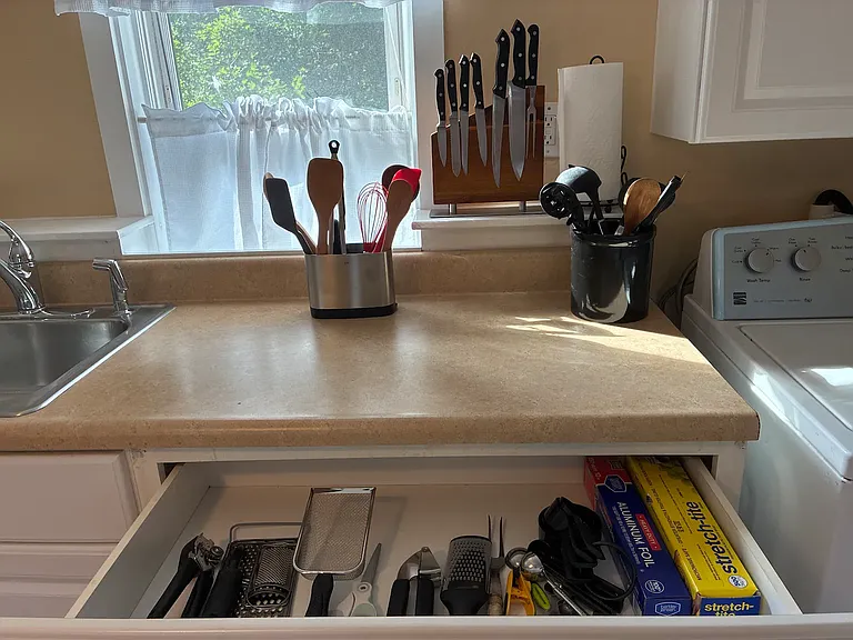 935 Bay Rd #2 — Photo 6
