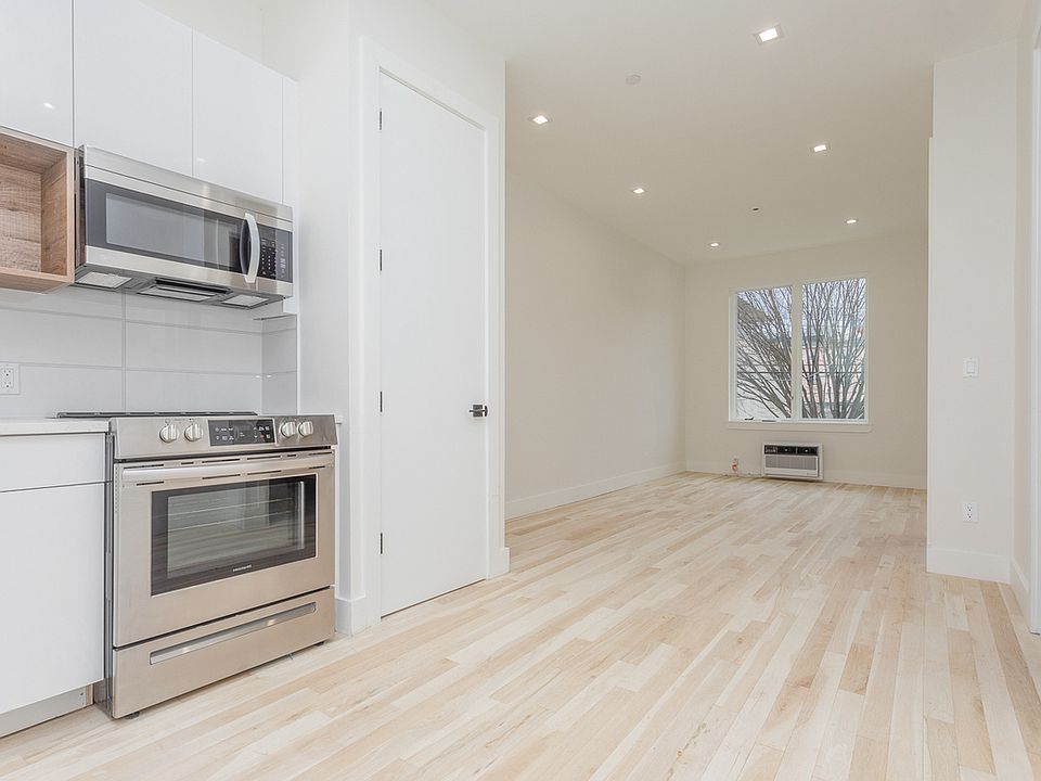 1st image of 522 Midwood St #4F