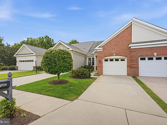 2nd image of 13705 Longmeade Ct