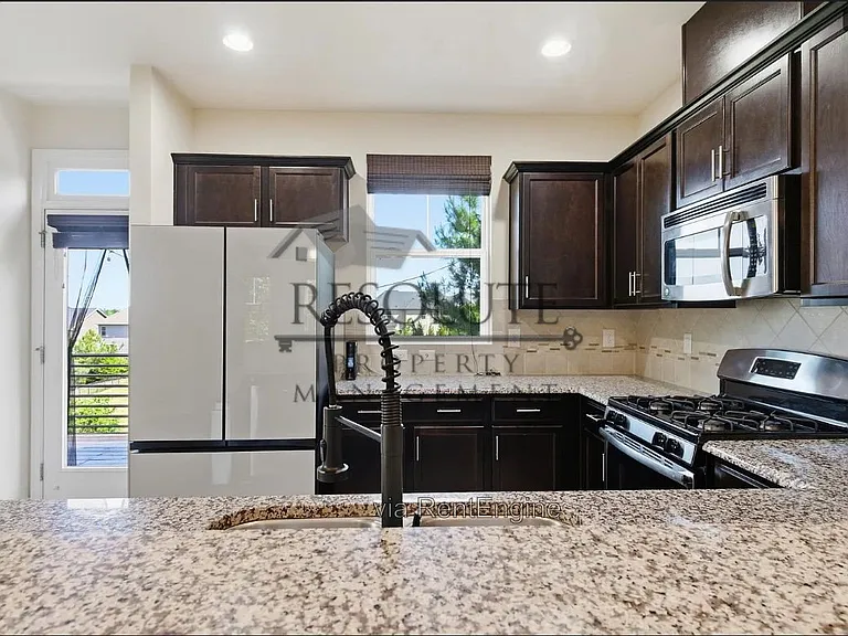 4116 Sykes St — Photo 8