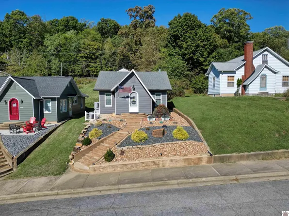 1400 Lake Barkley Dr, Kuttawa, KY 42055