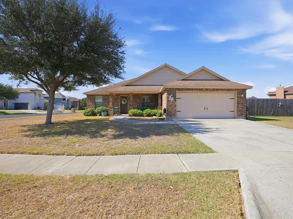 3721 Lake Hawkins, Robstown, TX 78380