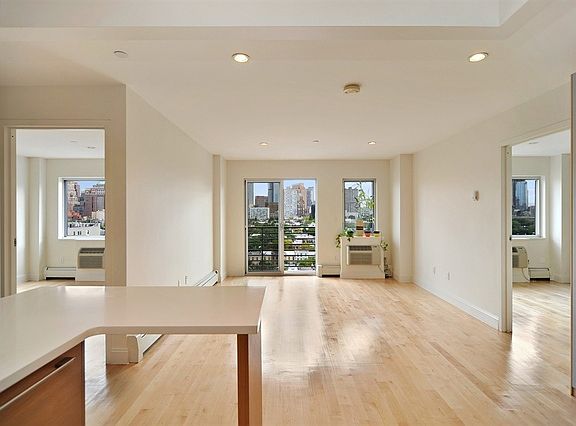 4th image of 378 Baltic St APT 11C