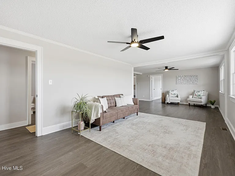 449 Sandy Ridge Rd — Photo 4