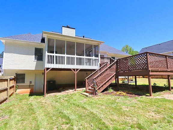 4th image of 255 Savannah Pl