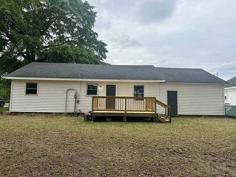 810 W Country Club Dr — Photo 29